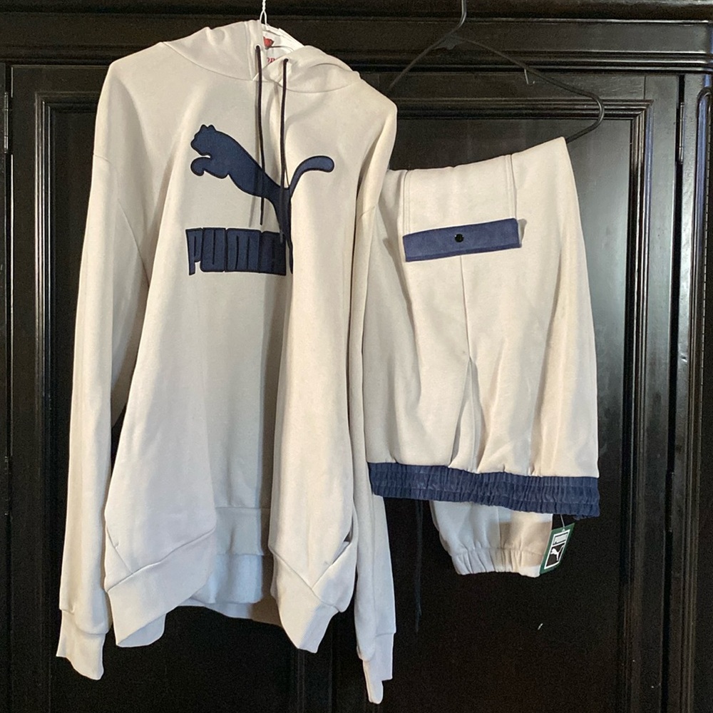 Puma sweatsuit